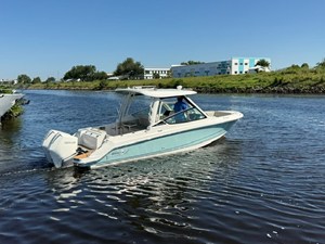 Boston Whaler 280 VANTAGE 4 2021 Boston Whaler 280 VANTAGE 5