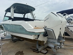 Boston Whaler 280 VANTAGE 19 2021 Boston Whaler 280 VANTAGE 20