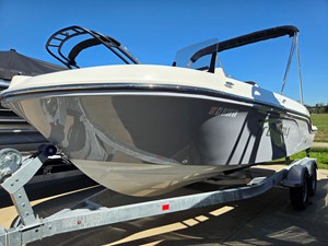 Bayliner TROPHY T20CC 0 2023 Bayliner TROPHY T20CC 1