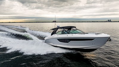 Cruisers Yachts 38 GLS OB 1 2024 Cruisers Yachts 38 GLS OB 2
