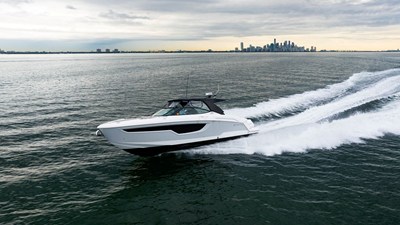 Cruisers Yachts 38 GLS OB 16 2024 Cruisers Yachts 38 GLS OB 17