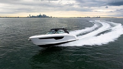 Cruisers Yachts 38 GLS OB 17 2024 Cruisers Yachts 38 GLS OB 18
