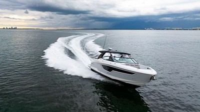 Cruisers Yachts 38 GLS OB 18 2024 Cruisers Yachts 38 GLS OB 19