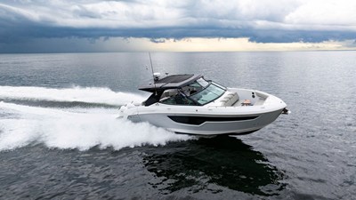 Cruisers Yachts 38 GLS OB 23 2024 Cruisers Yachts 38 GLS OB 24