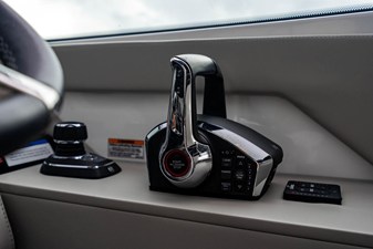 Cruisers Yachts 38 GLS OB 55 2024 Cruisers Yachts 38 GLS OB 56
