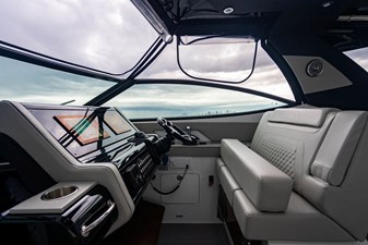 Cruisers Yachts 38 GLS OB 66 2024 Cruisers Yachts 38 GLS OB 67