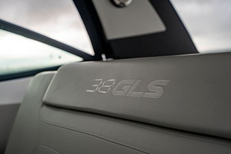 Cruisers Yachts 38 GLS OB 68 2024 Cruisers Yachts 38 GLS OB 69