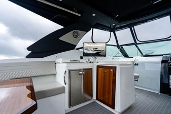 Cruisers Yachts 38 GLS OB 77 2024 Cruisers Yachts 38 GLS OB 78