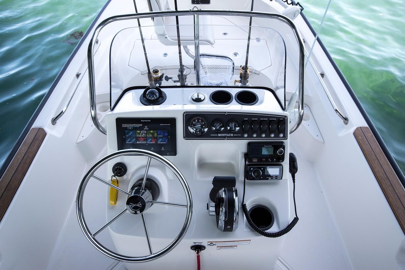 2027 Boston Whaler 170 Montauk 8