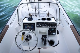 2027 Boston Whaler 170 Montauk 8