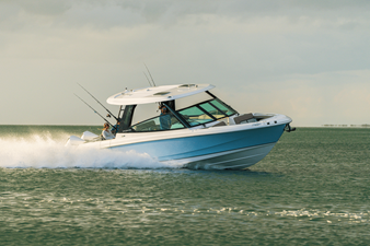 Boston Whaler 330 Vantage 1 2027 Boston Whaler 330 Vantage 2