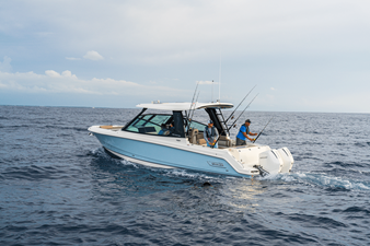Boston Whaler 330 Vantage 2 2027 Boston Whaler 330 Vantage 3