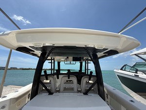 Boston Whaler 380 Outrage 17 2023 Boston Whaler 380 Outrage 18