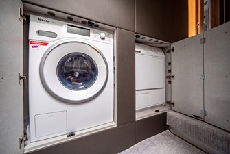 2019 Azimut S7 42