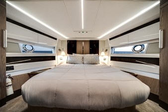 2019 Azimut S7 43