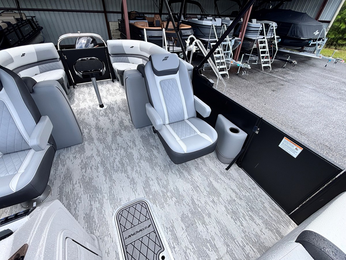 2026 Starcraft EXS 3 R 8
