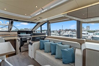 2026 Cruisers Yachts 57 FLY 17