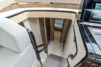 2026 Cruisers Yachts 57 FLY 29