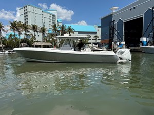 Intrepid 375 CC 6 2018 Intrepid 375 CC 7