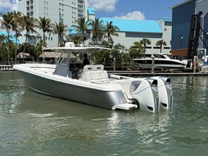Intrepid 375 CC 7 2018 Intrepid 375 CC 8