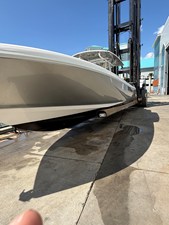 Intrepid 375 CC 10 2018 Intrepid 375 CC 11