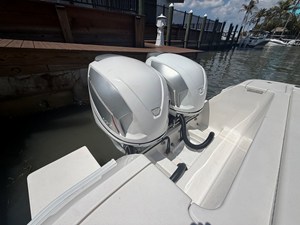Intrepid 375 CC 13 2018 Intrepid 375 CC 14