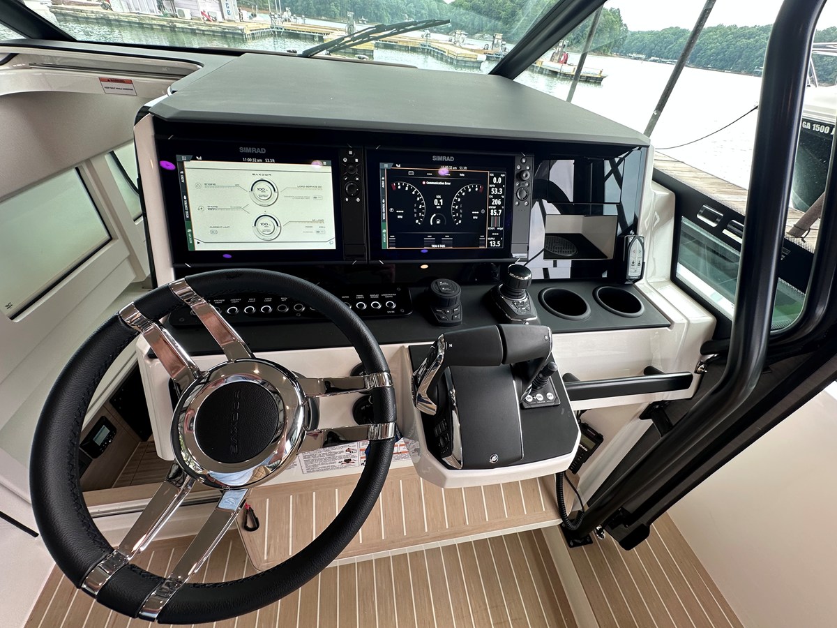 2027 Saxdor 320 GTO 32