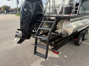 2027 Harris Sunliner 230 18