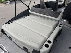 2027 Harris Sunliner 230 28
