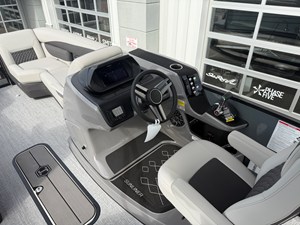 2027 Harris Sunliner 230 37