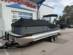 2027 Harris Sunliner 230 43