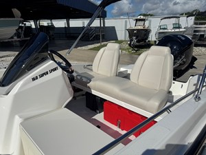 Boston Whaler 160 Super Sport 5 2027 Boston Whaler 160 Super Sport 6