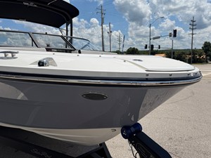 2027 Sea Ray SPX 210 7