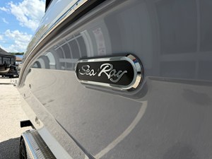 2027 Sea Ray SPX 210 11