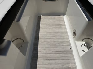 2027 Sea Ray SPX 210 46