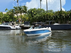2026 Sea Ray SLX 280 Outboard 8