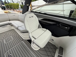 2026 Sea Ray SLX 280 Outboard 25