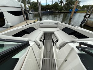 2026 Sea Ray SLX 280 Outboard 28