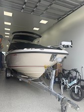 Boston Whaler 230 VANTAGE 0 2015 Boston Whaler 230 VANTAGE 1