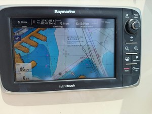 2015 Boston Whaler 230 VANTAGE 12