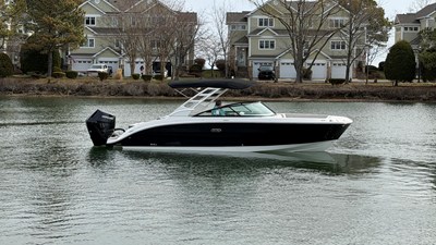 Sea Ray SDX 270 Outboard 0 2026 Sea Ray SDX 270 Outboard 1