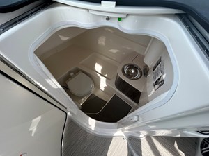 2026 Sea Ray SDX 270 Outboard 28