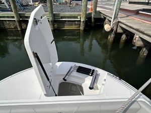 2026 Sea Ray SDX 270 Outboard 32