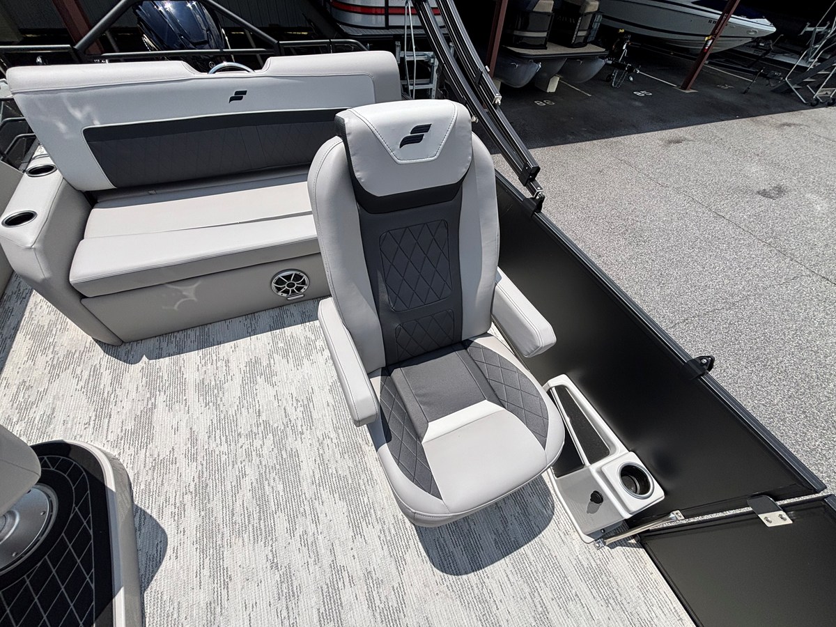 2026 Starcraft SLS 3 Q DH 11
