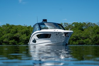 Sea Ray Sundancer 370 Outboard 38 2026 Sea Ray Sundancer 370 Outboard 39
