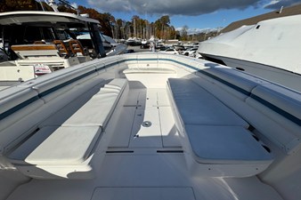 Intrepid 400 38 2017 Intrepid 400 39
