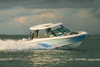 Boston Whaler 330 Vantage 0 2027 Boston Whaler 330 Vantage 1
