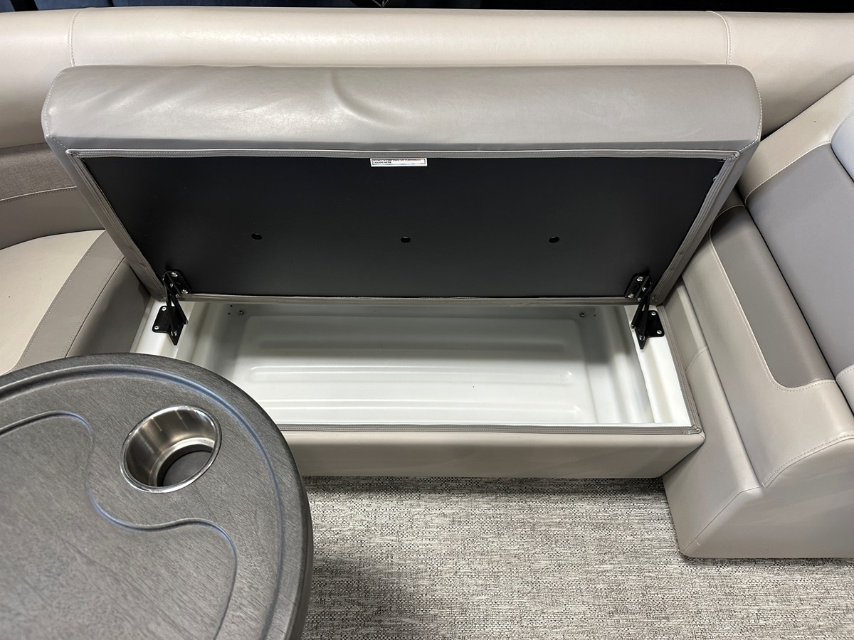 2024 Premier 230 SUNSATION TRITOON 32