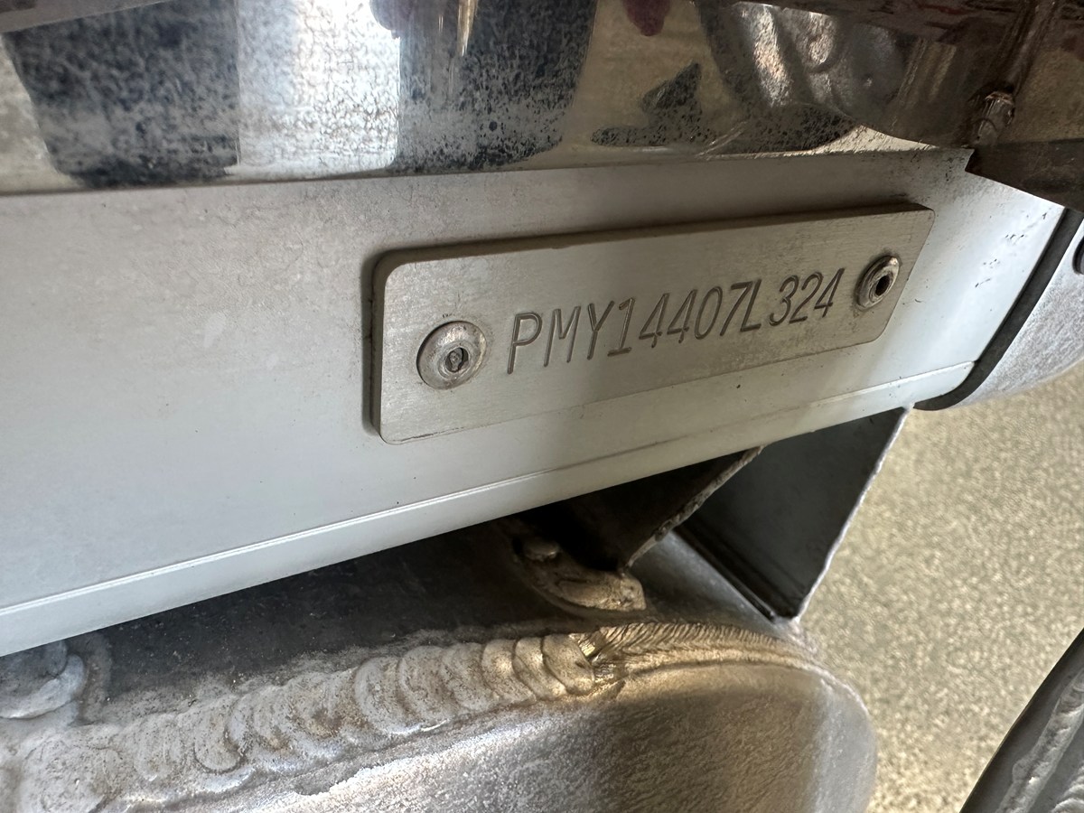 2024 Premier 230 SUNSATION TRITOON 70
