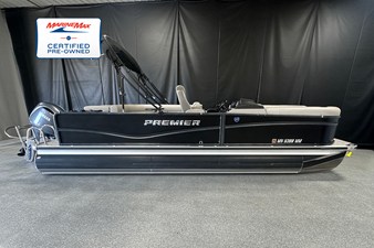Premier 230 SUNSATION TRITOON 0 2024 Premier 230 SUNSATION TRITOON 1